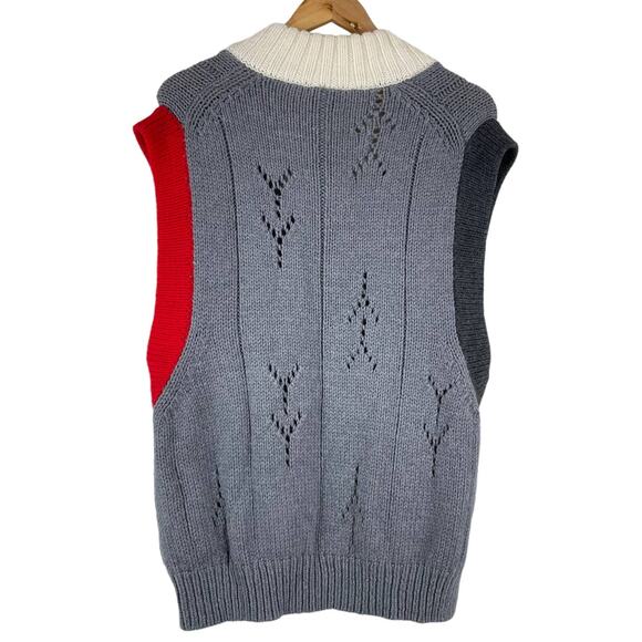 YanYan Knits NWOT Frosty Oversize 100% Merino Wool Vest Knot Detail Size M - Picture 3 of 9